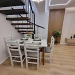 Continental アパート ティラナ